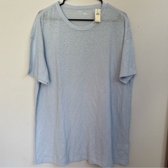 Aerie Tee Bundle Women’s NWT Size XL, L & M 
Light weight semi see through - Picture 3 of 8
